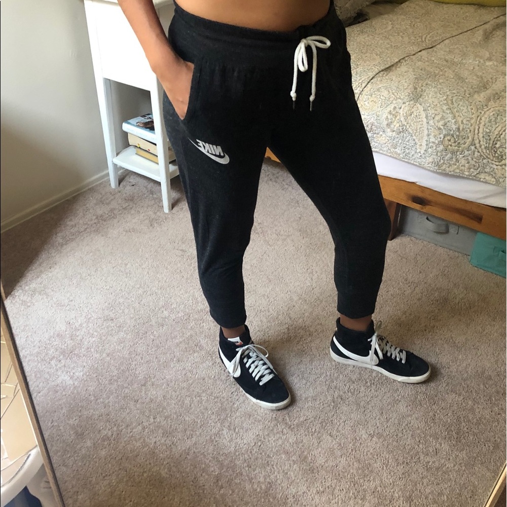 Dark grey Nike joggers lightweight